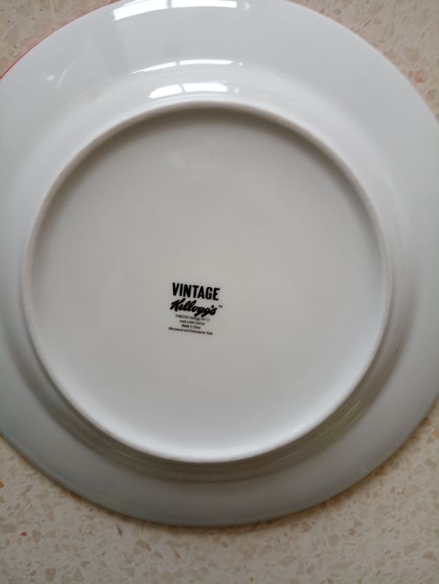 Platos Cerámicos Vintage KELLOGGS