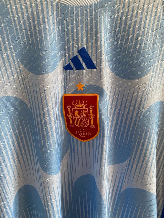 Camiseta España 2023 versión jugador.
