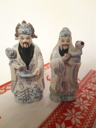 Due statuette cinesi vintage 
