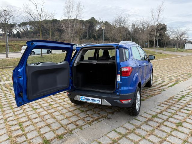 Ford EcoSport 2015