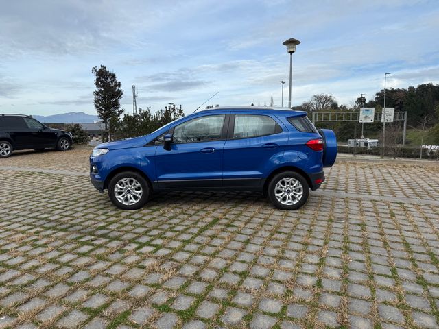 Ford EcoSport 2015
