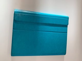 iPad 2 con funda y teclado