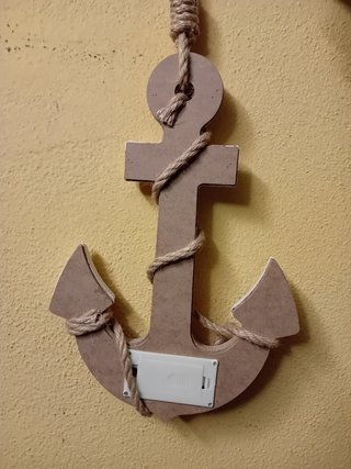 Ancora da parete con luci