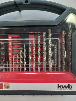 CAJA 41 PUNTA Y BROCAS ATORNILLADOR KWB