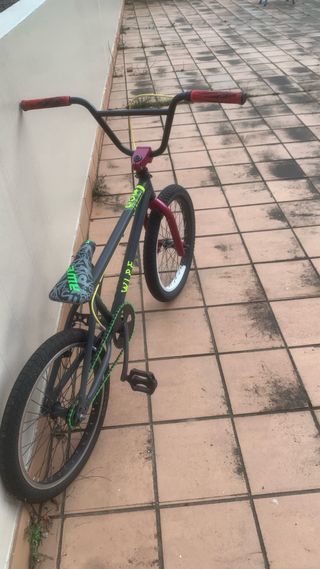 bicicleta BMX