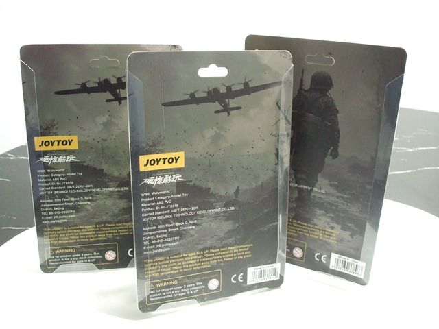 Tres figuras articuladas Joytoy