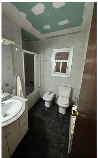 PLATO DE DUCHA POR BAÑERA.