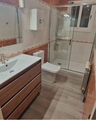 PLATO DE DUCHA POR BAÑERA.