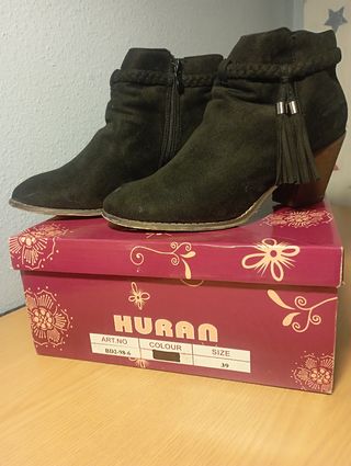  Botines de mujer en perfecto estado 