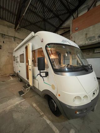 AUTOCARAVANA INTEGRAL HYMER Mercedes Benz