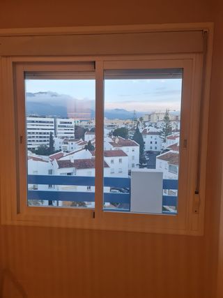 Ventana Alumino Blanca Climalit Tambor y Persiana