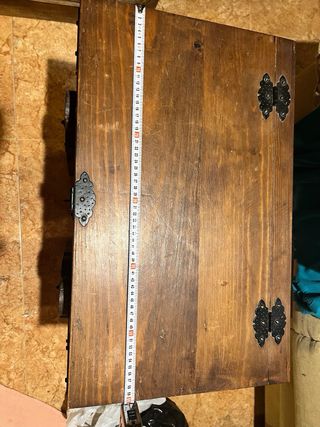 Arcon Baul artesano de madera con patas