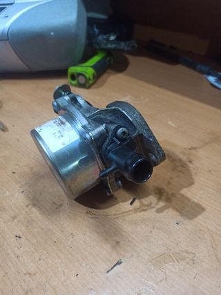 Bomba vacio depresor k9k 1.5 dci