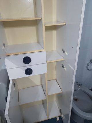 Armario baño.Urge !