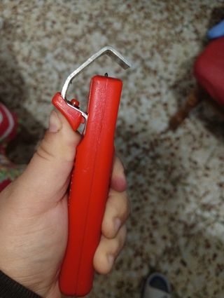 Pelador de cables