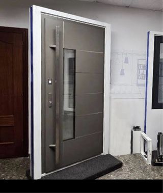 instalador de puertas de calle pvc 