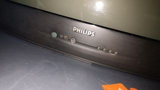 Televisión Philips antigua