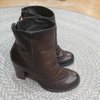 Oportunidad! Botines piel 37
