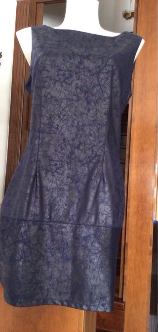 Vestito senza maniche