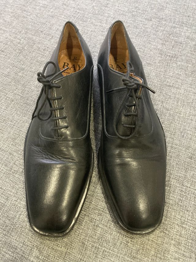 Zapatos Bay Derby negro pala lisa punta americana