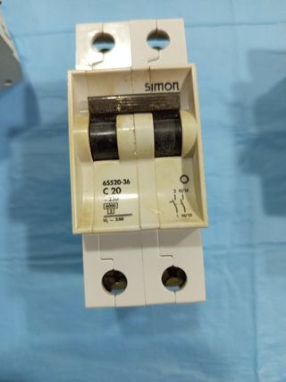 Tres automaticos