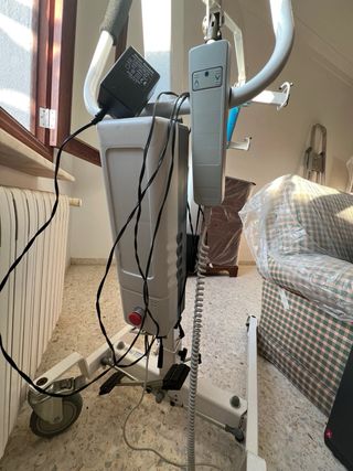 Grua para personas movilidad reducida