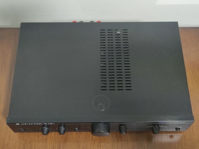 Amplificador Cambridge Audio A500