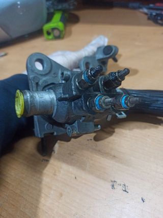 Caja precalentamiento k9k 1.5 dci