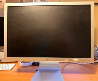 Monitor Apple Cinema Display 20”