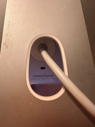 Monitor Apple Cinema Display 20”