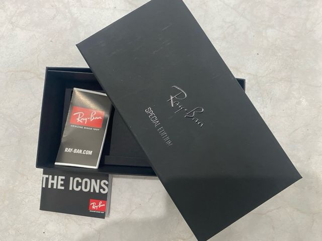 Caja Rayban Special Edition