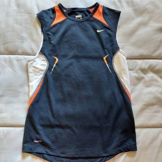 Chaqueta tipo chandal.Nike.Talla 10/12