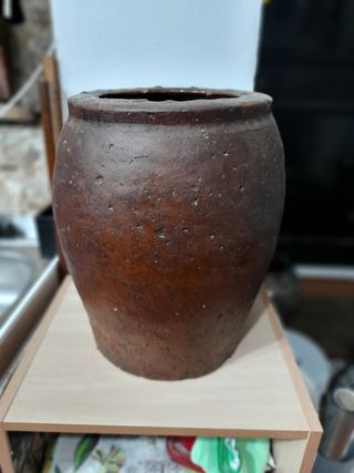 Vasija de barro antigua