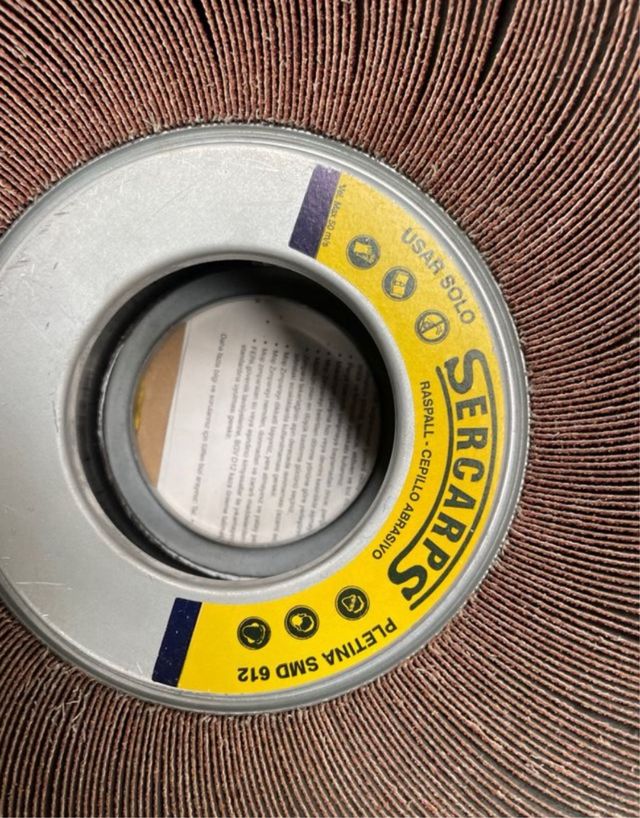 Cepillo Mil Hojas de Nucleo SM611