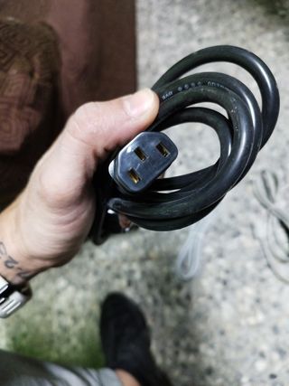 Cable corriente ordenador