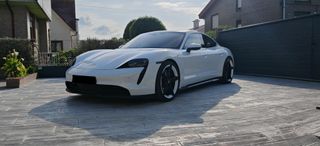 Porsche Taycan 2020