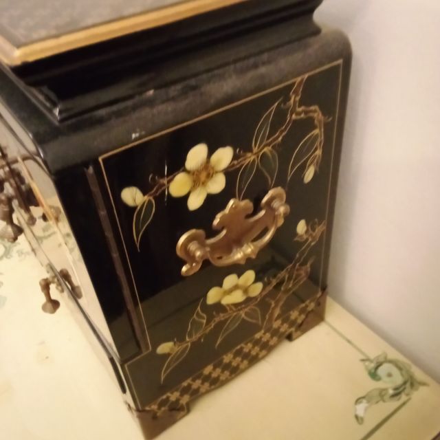 Hollero chinês com marchetaria