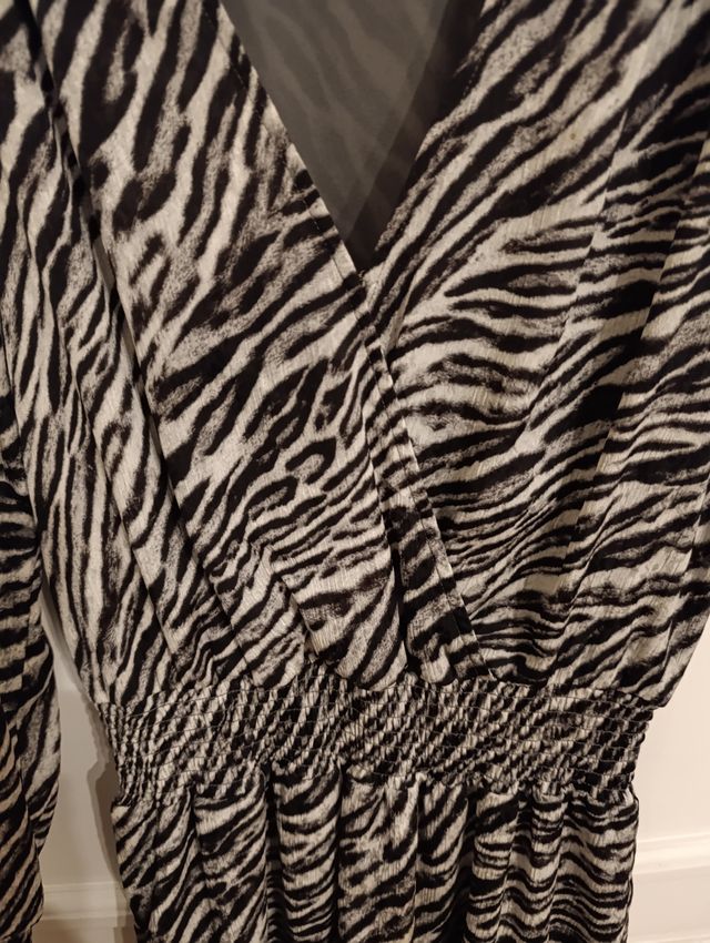 Vestido estampado cebra 