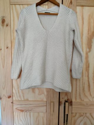 Jersey blanco de pico