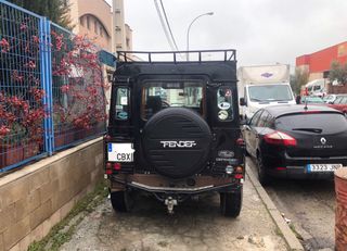 Land Rover Defender 2003
