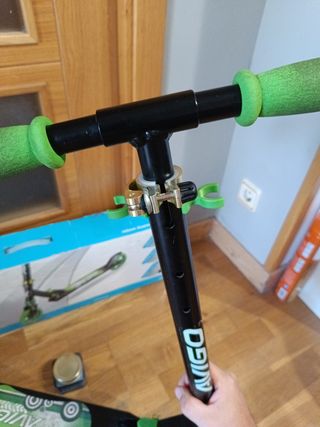 Patinete scooter marca Avigo