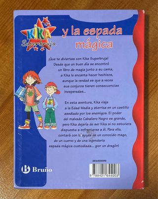 Lote de 2 libros de Kika Superbruja