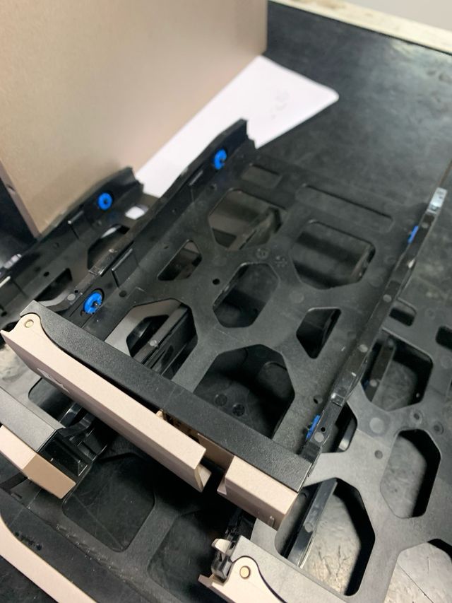 CAJA  NAS QNAP TVS 473