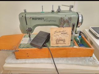 Maquinade coser y bordar REFREY