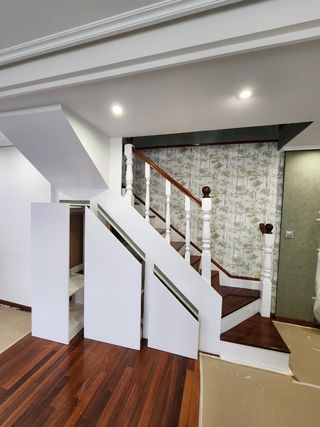 Fabricación escaleras en madera