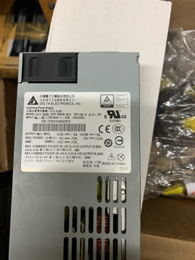 Fuente alimentacion qnap tvs 473