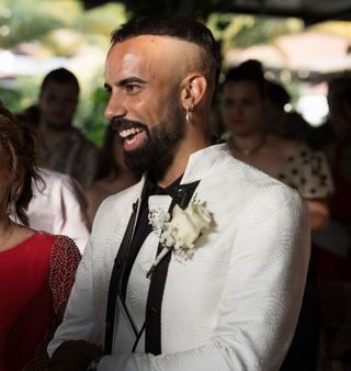 Traje de novio blanco boda