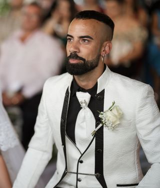 Traje de novio blanco boda