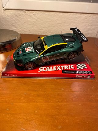 Scalextric Aston Martin DBR9