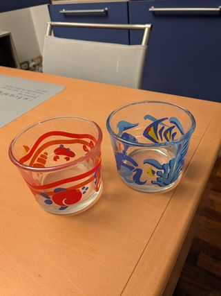 Contenitori in vetro per il mare